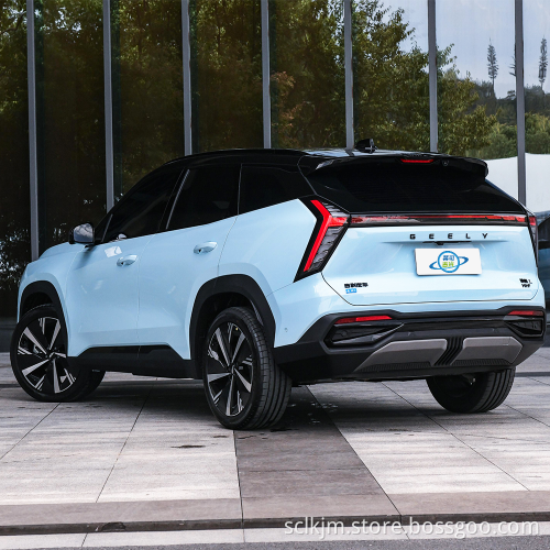 2023 Горячие продажи дешевые подержанные автомобили из Китая Geely Boyue маленький домашний внедорожник пять дверей и пять мест на продажу